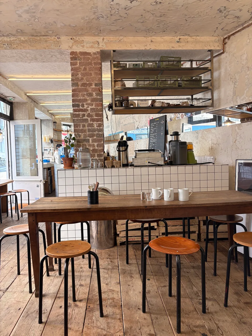 Two Doors Coffee-Shop