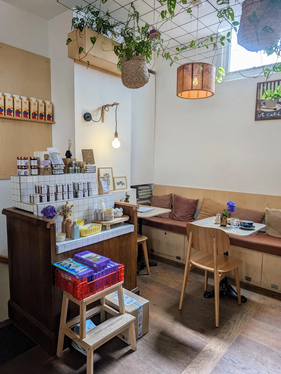 Alaïa café & boutique