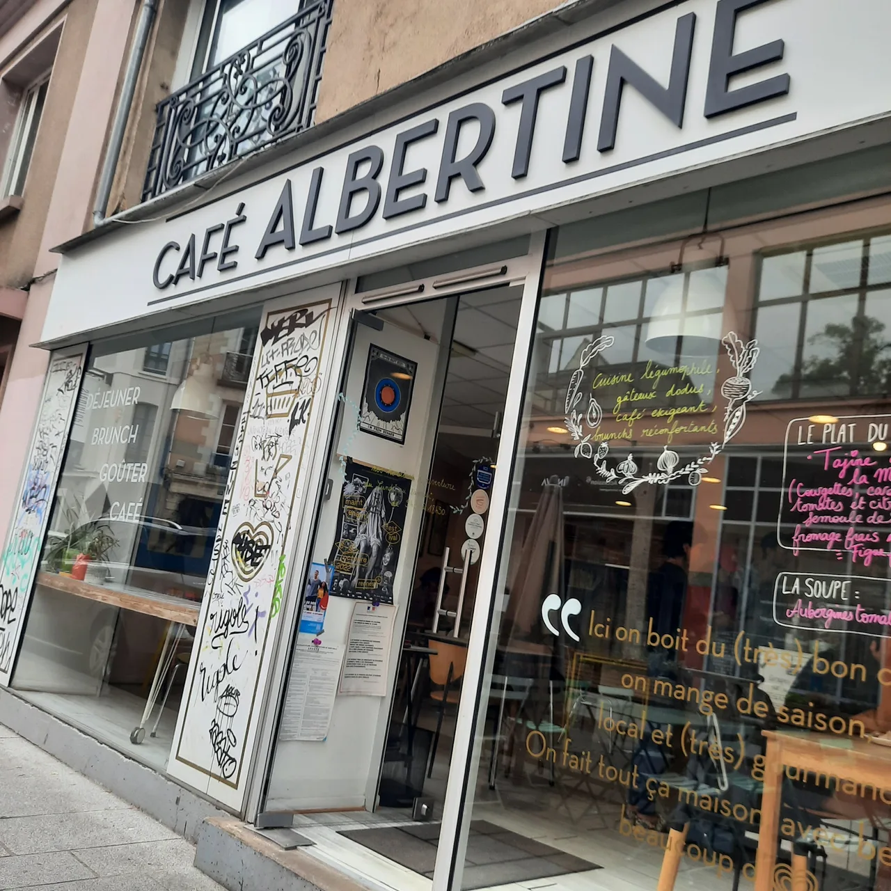 Café Albertine