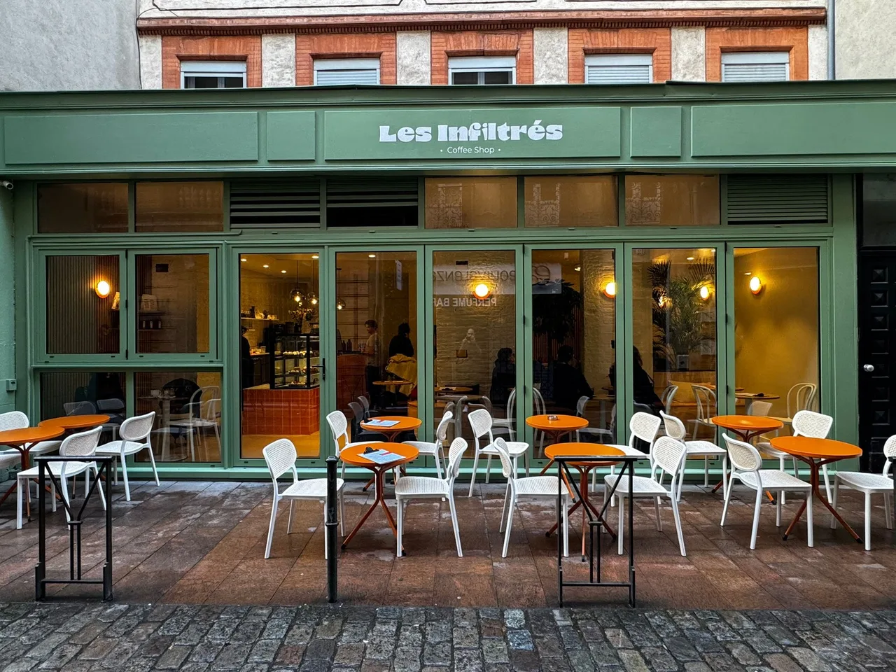 Les Infiltrés